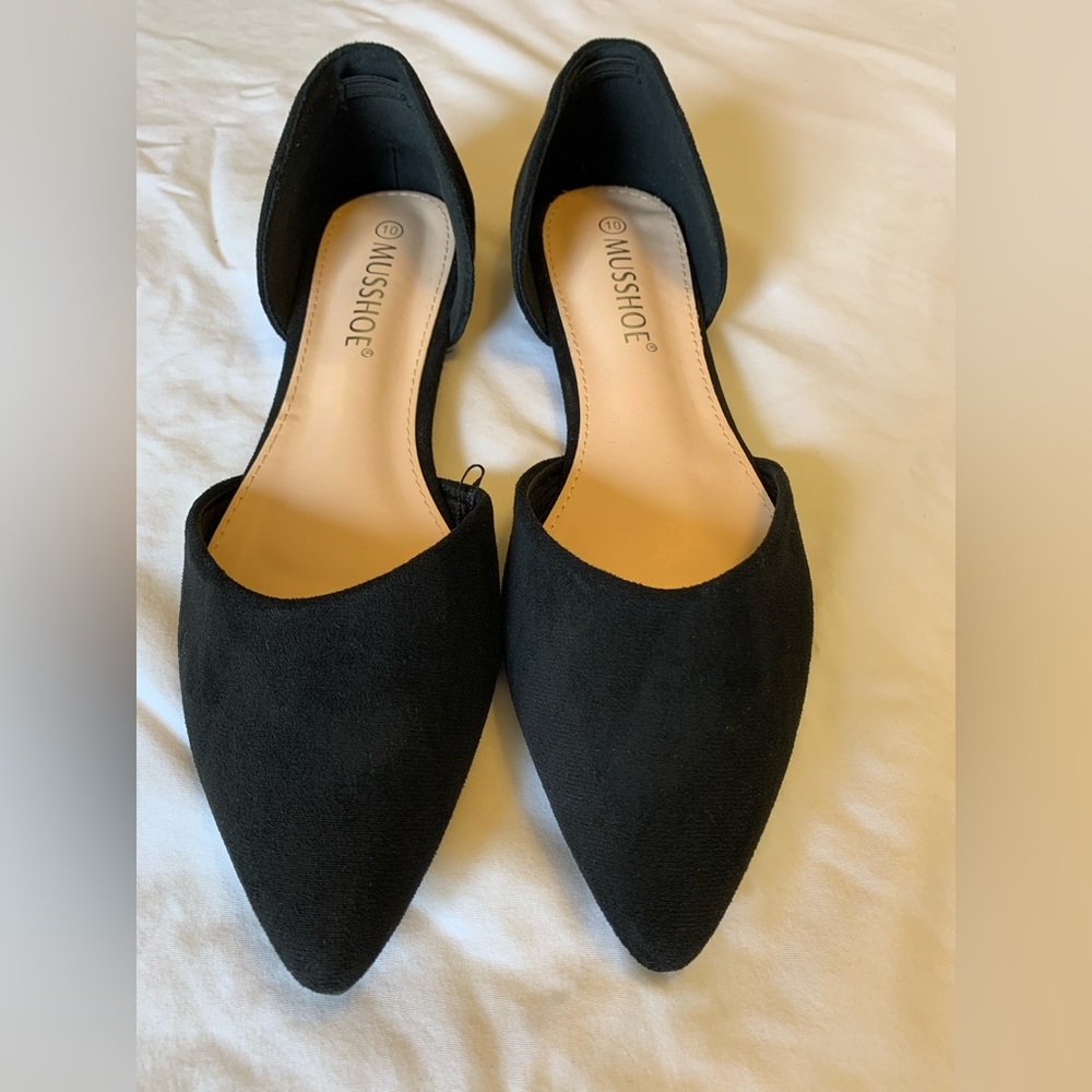 Women’s flat shoes